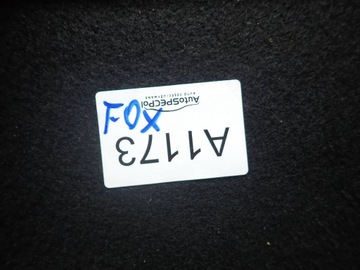 POLIČKA KUFRU VW FOX