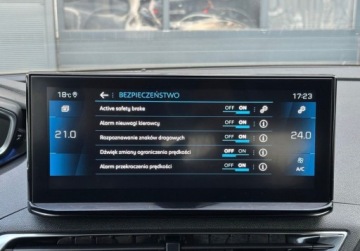 Peugeot 5008 II Crossover Facelifting 1.5 BlueHDi 130KM 2024 Peugeot 5008 1.5 BlueHDi 130KM Allure SS EAT8 Vat 23 serwis ASO 1.5 130KM, zdjęcie 25