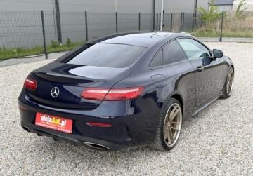 Mercedes Klasa E W213 2019 Mercedes-Benz Klasa E E350 Coupe Amg-line 300 KM Bezwypadkowy Warszawa, zdjęcie 4