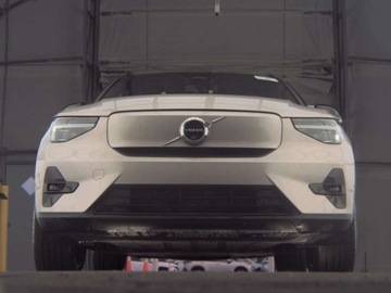 Volvo XC40 2024 Volvo XC 40 Recharge Pure 2024 Elektryczny 405KM, zdjęcie 6