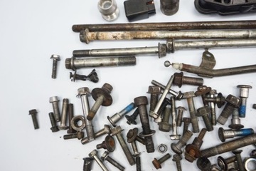 SUZUKI SV 650 S 03-12 ВИНТЫ