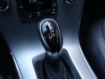 Volvo XC60 I SUV Facelifting 2.4 D4 190KM 2017 Volvo XC60 D4, Salon Polska, 187 KM, 4X4, zdjęcie 12