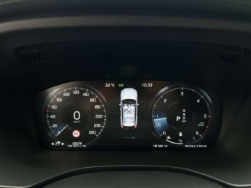 Volvo XC60 II 2021 Volvo XC 60 AWD R-Design 2021 Panorama Kamera 360 HUD Pilot Assist ACC Bli, zdjęcie 35