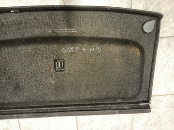 POLIČKA KUFRU VW GOLF 4 HB