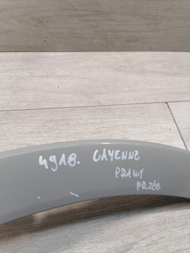 CAYENNE LIŠTA BLATNÍK PRAVÝ PŘEDNÍ 9Y0853718D