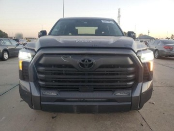 Toyota Tundra II 2022 Toyota Tundra 2022, 3.4L, 4x4, CREWMAX SR, po gradobiciu 3.4 Benzyna 389KM, zdjęcie 1