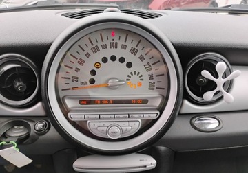 Mini One II 2009 MINI ONE 2009r, 1.4 Benzyna. Uszkodzony lewy przod. Jezdzi. 1.4 Benzyna, zdjęcie 12