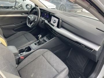 Volkswagen Golf VIII Hatchback 1.5 TSI EVO 130KM 2022 Volkswagen Golf Podgrzewanie Klimatronik Virtual, zdjęcie 8