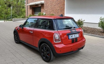 Mini One II Hatchback Facelifting 1.6 75KM 2010 MINI ONE 1.6 2010 r. Bezwypadkowy 1.6 Benzyna 75KM, zdjęcie 2