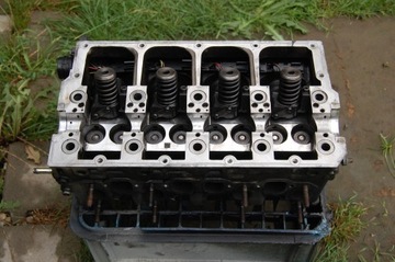 GŁOWICA VW PASSAT B6 2.0 TDI BMP 038103373R V420