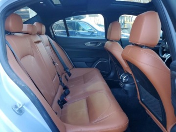 Alfa Romeo Giulia II Sedan Facelifting 2.0 Turbo 280KM 2022 Alfa Romeo Giulia Super 2022 2.0 Benzyna 280KM, zdjęcie 10