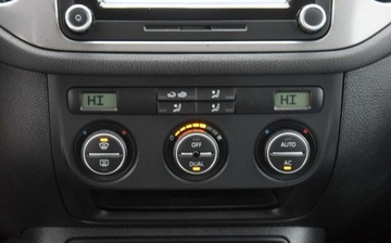 Volkswagen Tiguan I SUV 2.0 TDI CR DPF BlueMotion 140KM 2010 Volkswagen Tiguan 2.0TDI Navi Kamera Oryginal Lakier 2 KPL KOL Sprowadzony, zdjęcie 29