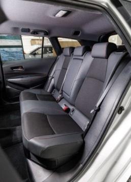 Toyota Corolla XII TS Kombi Facelifting 2.0 Hybrid Dynamic Force 196KM 2024 Toyota Corolla 2.0 Hybrid GR Sport 2.0 Hybryda 197KM, zdjęcie 17