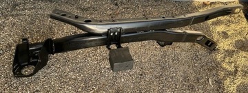 FARTUCH WZMOCNIENIE LEWE PODŁÓŻNICA LEWA WRANGLER JK 07-17 MOPAR 55395351AL