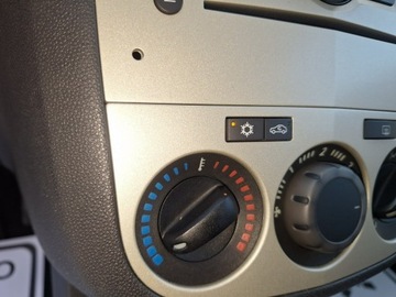 Opel Corsa D Hatchback 1.0 Twinport ecoFLEX 60KM 2009 Opel Corsa Nowy rozrząd,auto bez wkładu, zdjęcie 17