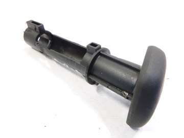 PROWADNICA ZAGLOWKA FOTELA TOYOTA AURIS I 2007-2012