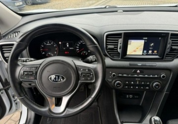 Kia Sportage IV SUV 1.6 GDI 132KM 2017 Kia Sportage 1,6 GDI 132KM Klima Navi Kamera 1.6 Benzyna 132KM, zdjęcie 14
