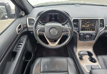 Jeep Grand Cherokee IV Terenowy Facelifting 3.6 V6 286KM 2015 Jeep Grand Cherokee Jeep Grand Cherokee 3.6 V6 Overland EU6 3.6 Benzyna, zdjęcie 23