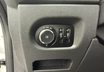 Opel Corsa E Hatchback 3d 1.2 Twinport 70KM 2014 Opel Corsa Opel Corsa 1.2 Benzyna 70KM, zdjęcie 10