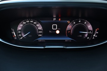 Peugeot 5008 II Crossover Facelifting 1.2 PureTech 130KM 2022 Peugeot 5008 PureTech 130, Salon Polska, zdjęcie 10