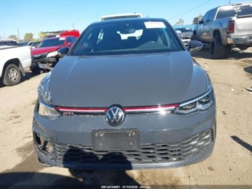 Volkswagen Golf VIII 2023 Volkswagen Golf 2.0T 40th Anniversary Edition 2023 2.0 Benzyna 241KM, zdjęcie 8