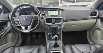 Volvo 2015 Volvo V40 Cross Country 2015r. Bardzo ladny samochod 2.0 Diesel 120KM, zdjęcie 4