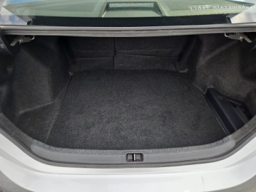 Toyota Corolla XI Sedan Facelifting 1,6 Valvematic 132KM 2017 Toyota Corolla 1.6 Active EU6 Seria E16 (2012-2019, zdjęcie 12