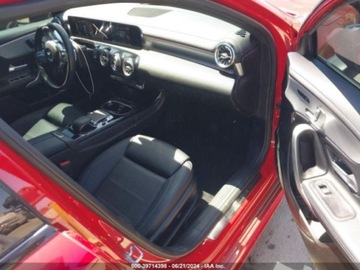 Mercedes Klasa A W177/V177 2019 Mercedes-Benz Klasa A Mercedes-Benz A-Class 220 2.0 Benzyna 188KM, zdjęcie 8