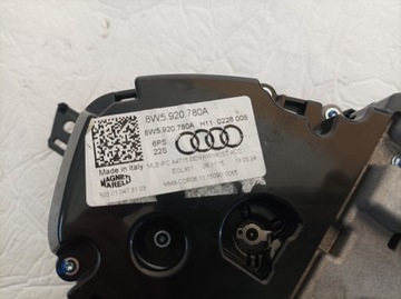AUDI A4 B9 PŘÍSTROJOVÁ DESKA BUDÍKY 8W5920780A