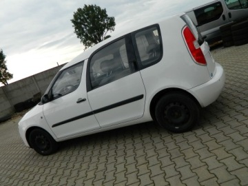 Skoda Roomster Mikrovan 1.4 16V 85KM 2007 Skoda Roomster 1.4 Auto Zarejestrowane, zdjęcie 6