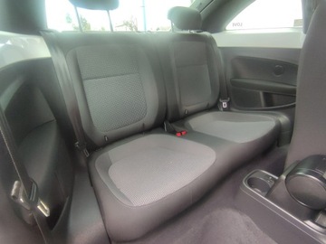 Volkswagen Beetle Hatchback 3d 1.6 TDI 105KM 2015 Volkswagen Beetle bezwypadkowy wyposażen, zdjęcie 28