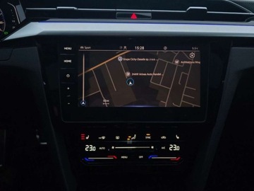Volkswagen Arteon Fastback Facelifting 2.0 TSI 190KM 2023 Volkswagen Arteon 2.0TSI 190KM R-Line DSG FV23 DCC skory Nappa Hak Pakiety, zdjęcie 25