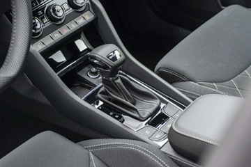 Skoda Karoq Crossover Facelifting 1.5 TSI ACT 150KM 2026 Škoda Karoq Skoda Karoq Sportline 1.5 TSI 150 KM, zdjęcie 12