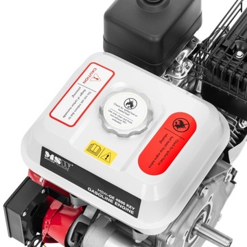 4-тактный двигатель внутреннего сгорания для газонокосилки с электростартером.