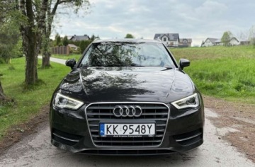Audi A3 8V Hatchback 3d 1.2 TFSI 110KM 2015 Audi A3 Sportback Audi A3 Sportback 1.2 TFSI Attraction S tronic 1.2 110KM, zdjęcie 2
