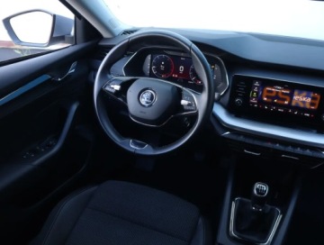 Skoda Octavia IV Kombi 2.0 TDI 115KM 2022 Skoda Octavia 2.0 TDI, 1. Właściciel, Serwis ASO, zdjęcie 6
