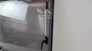 КАМЕРА КЕМПИНГОВЫЙ ПРИЦЕП НАКЛОНЯЕМОЕ ОКНО 86,5x63,5 СМ