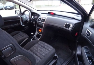 Peugeot 307 I Hatchback 2.0 16V 136KM 2004 Peugeot 307 2.0ben,klima,alu,zarejestrowan 2.0 Benzyna 136KM, zdjęcie 10