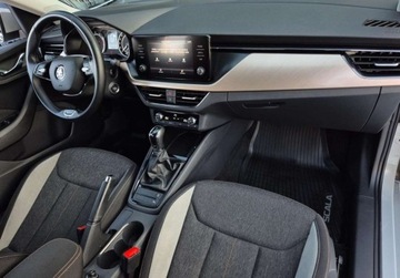Skoda Scala Hatchback 1.0 TSI 110KM 2022 Skoda Scala SalonPL 1.0TSI 110KM Style DSG Kamera LED Kessy Alu17 Podgrzew, zdjęcie 9