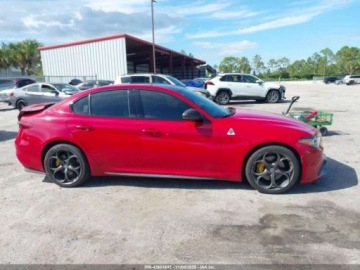 Alfa Romeo Giulia II Sedan 2.0 TBi 280KM 2018 Alfa Romeo Giulia Ti Sport 2018 2.0l 2.0 Benzyna 280KM, zdjęcie 6