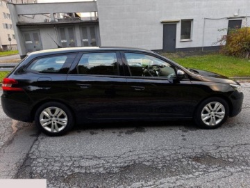 Peugeot 308 II SW Facelifting 1.2 PureTech 110KM 2018 Peugeot 308 1.2 PureTech 110 Stop &amp; Start Active 2018r, zdjęcie 39