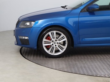 Skoda Octavia III RS Kombi 2.0 TSI 220KM 2013 Skoda Octavia RS 2.0 TSI, Skóra, Navi, Xenon, zdjęcie 14