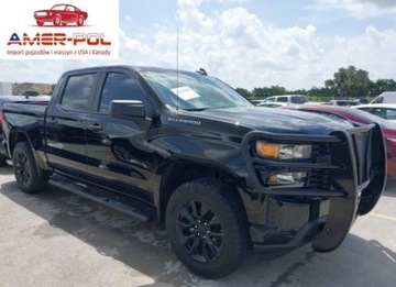 Chevrolet Silverado II 2020 Chevrolet Silverado 1500 Short Bed Custom 2020 4.3l 4.3 Benzyna 285KM