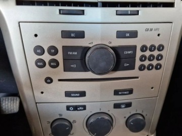 Opel Astra H Cabrio 1.8 ECOTEC 140KM 2008 Opel Astra GTC 1.8 16V 140KM Automat Tempomat 1.8 Benzyna 140KM, zdjęcie 16