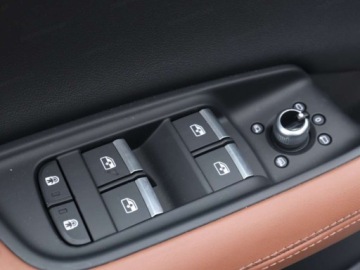 Audi Q7 II 2026 AUDI Q7 55 TFSI e quattro S Line Suv 3.0 (394KM) 2026, zdjęcie 12