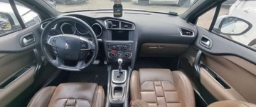 DS 4 I 2013 Citroen DS4 2013r, 2.0HDI AUTOMAT. Lekko uszkodzony lewy bok. Jezdzi, zdjęcie 4