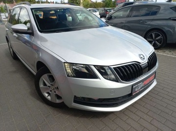 Skoda Octavia III Kombi Facelifting 2.0 TDI 150KM 2019 Skoda Octavia Salon Polska DSG Klimatronik Podgrzewana przednia szyba i fo, zdjęcie 3