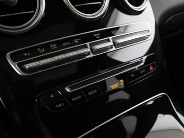 Mercedes GLC C253 2017 Mercedes GLC 350 FV23 350e Automat 4Matic AMG Line, zdjęcie 27