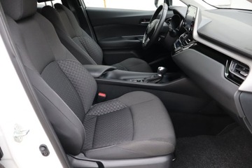 Toyota C-HR I Crossover Facelifting 1.8 Hybrid 122KM 2022 Toyota C-HR 1.8 Hybrid, Serwis ASO, Automat, zdjęcie 8