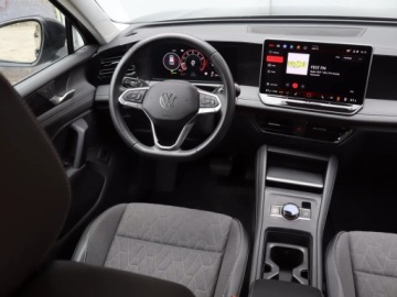 Volkswagen Tiguan II SUV Facelifting 1.5 TSI 150KM 2024 VW Tiguan 1.5 eTSI, Salon Polska, 1. Właściciel, zdjęcie 6